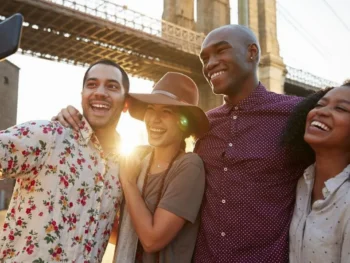 Why Small Group Tours Feel Completely Different from Big Bus Tours